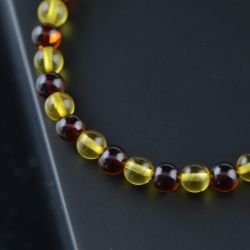 Amber bracelet round beads